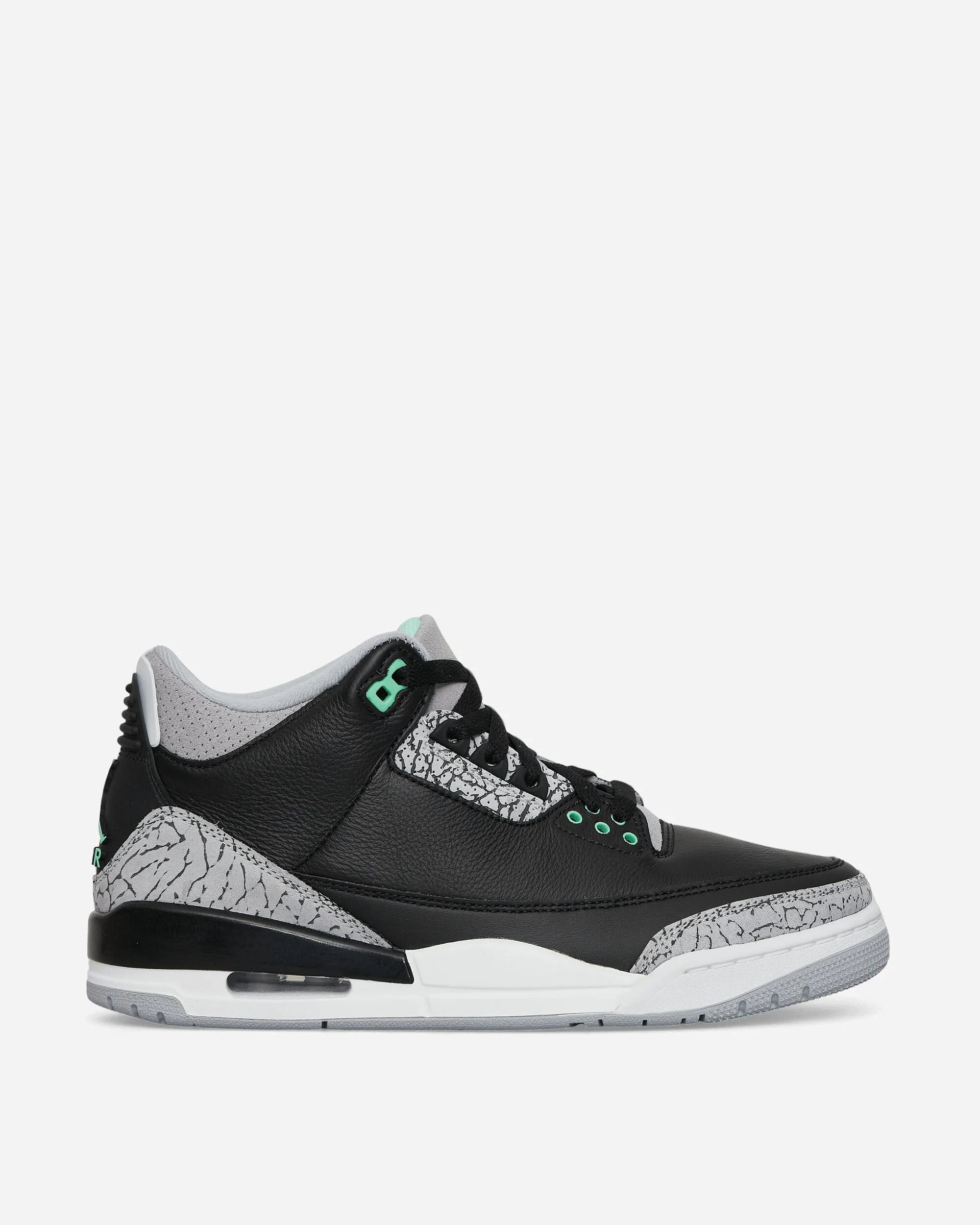 Air Jordan 3 Retro (GS) Sneakers Black / Green Glow