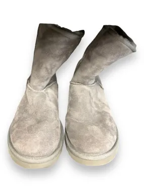 Boots Ankle Flats By Ugg In Grey, Size: 8