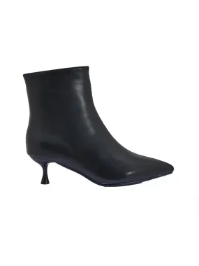 Brandy Kitten Heel Boot in Black