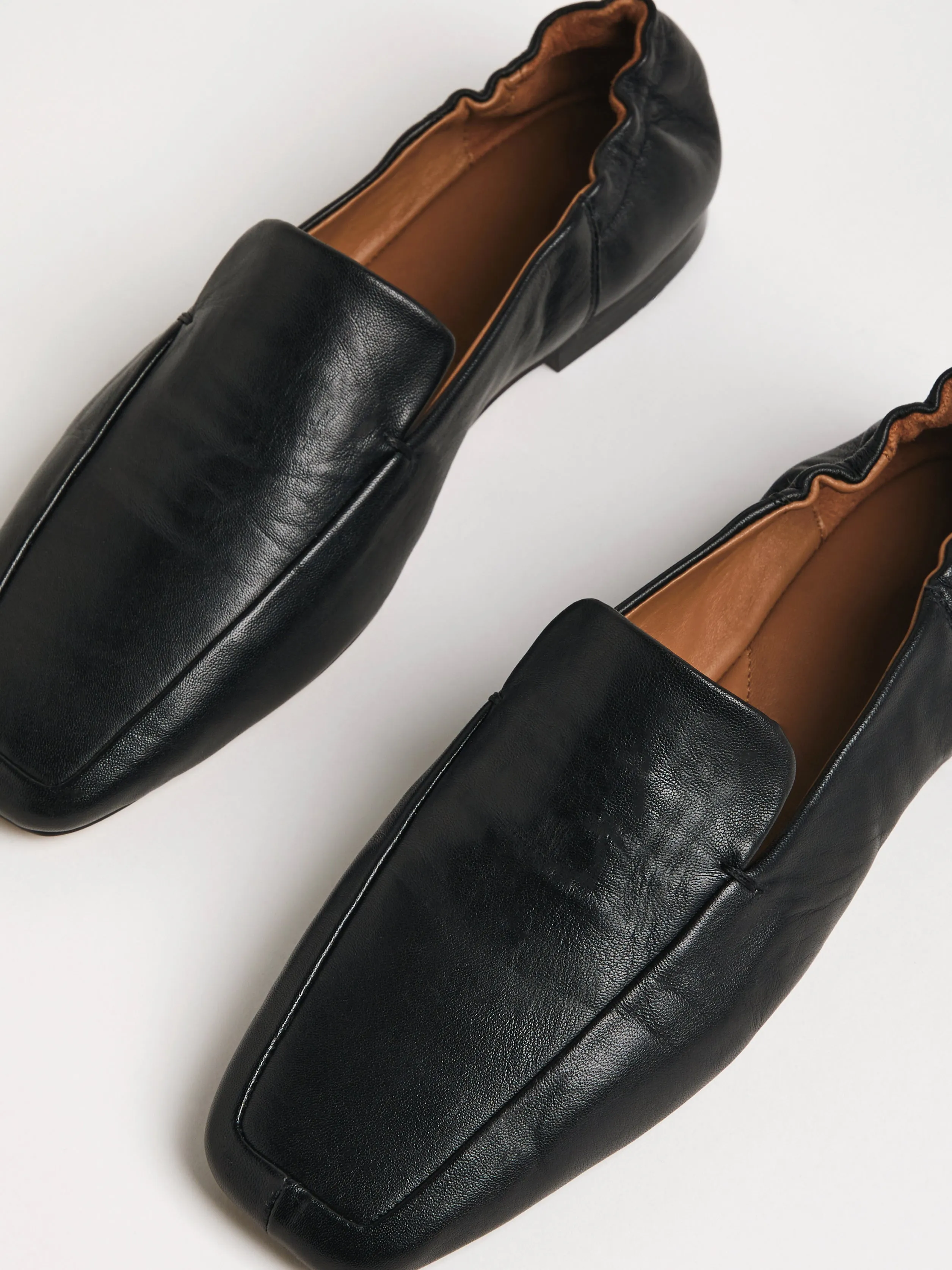 Chester Soft Leather Loafers | Black