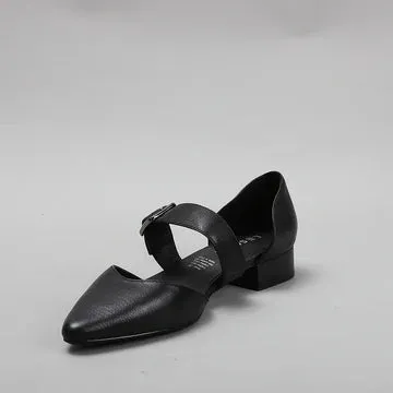 Le Sansa Boost Black Leather Sandal