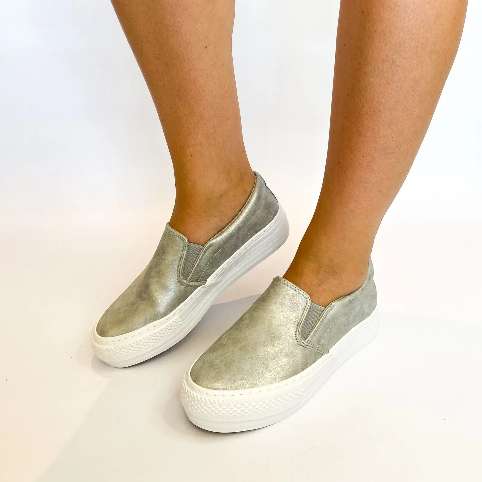 Savoy silver slip on