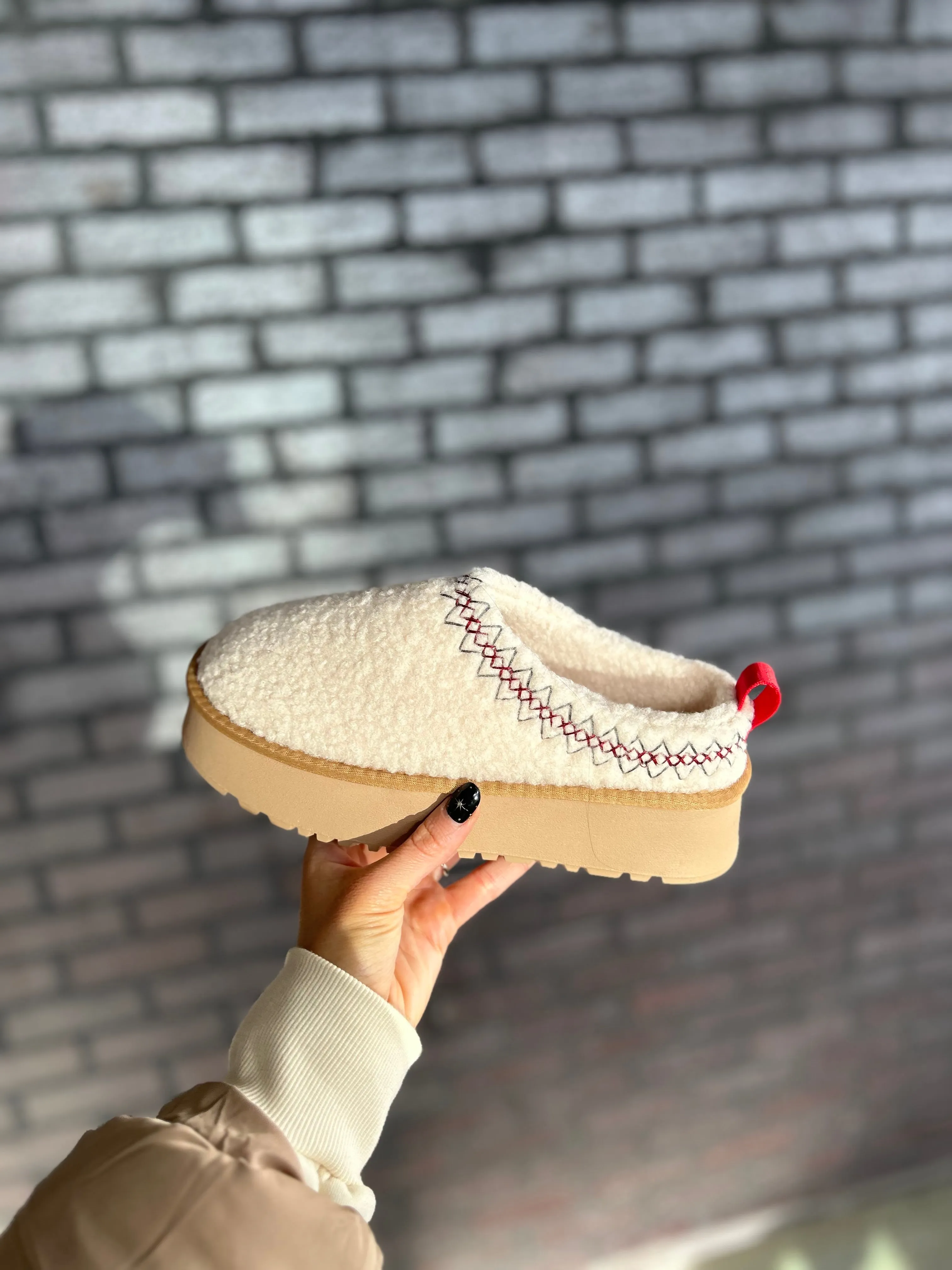 SHERPA PLATFORM SLIP ON