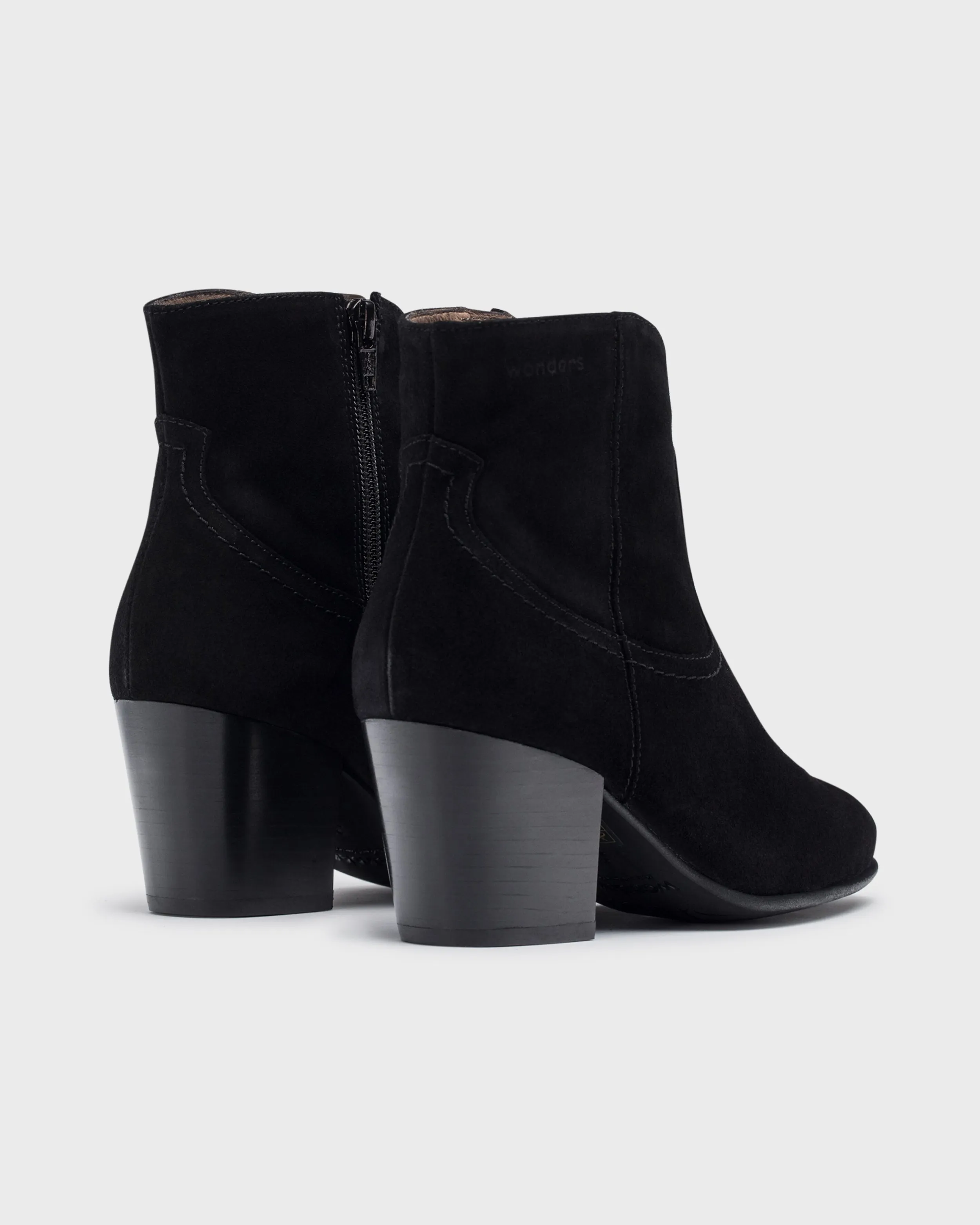 Wonders I-8912 Black Suede Western Ankle Boot